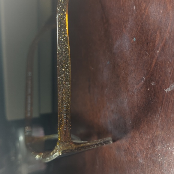 Burberry sunglasses - Picture 5 of 6